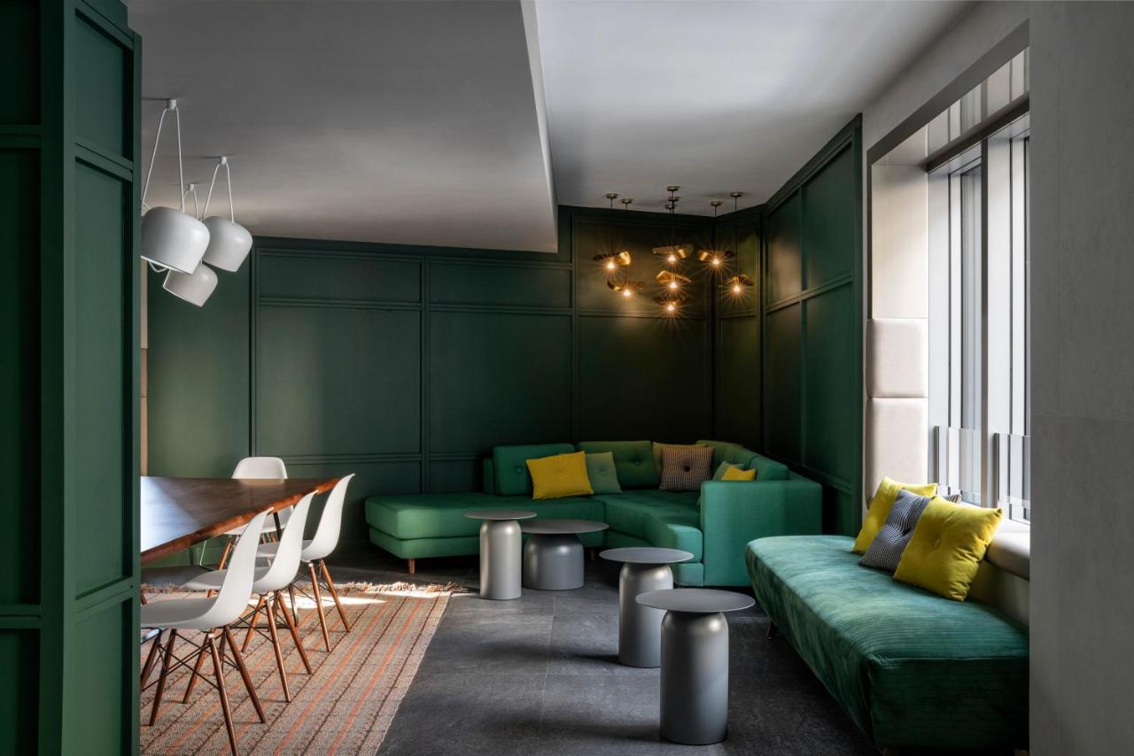 Hyatt Centric Milan Centrale Exterior photo