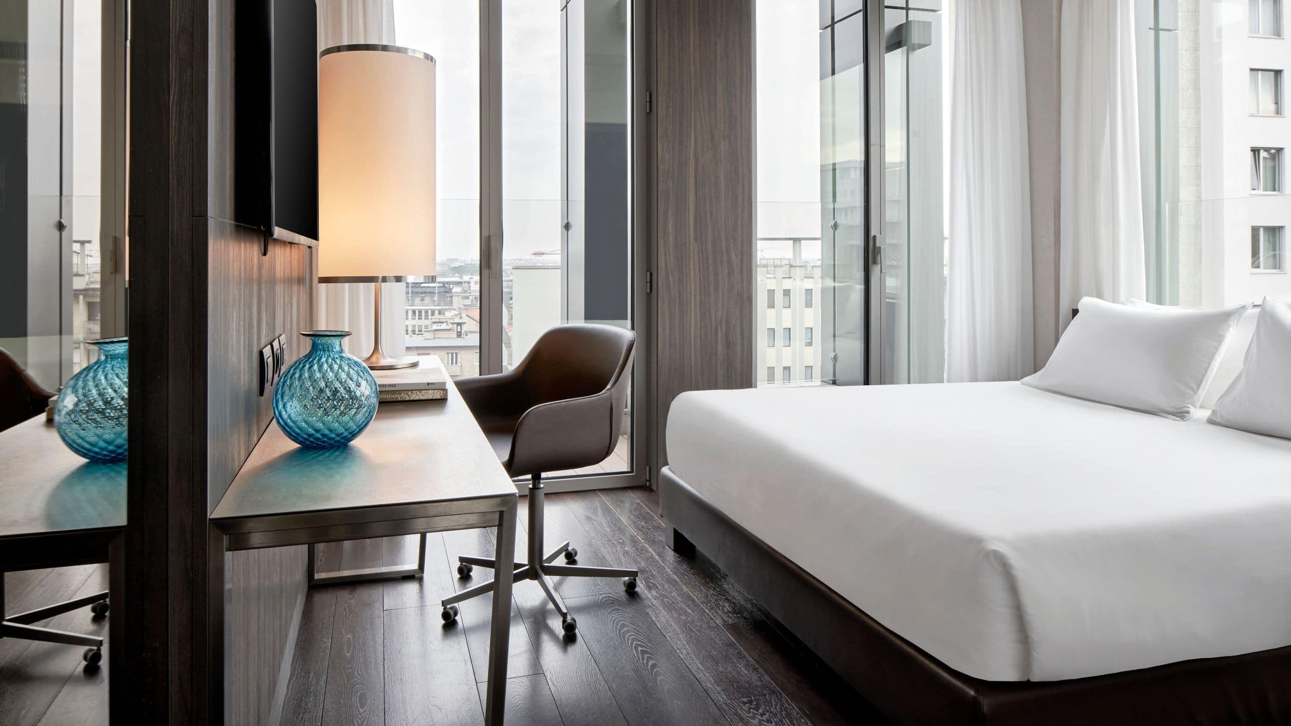Hyatt Centric Milan Centrale Exterior photo
