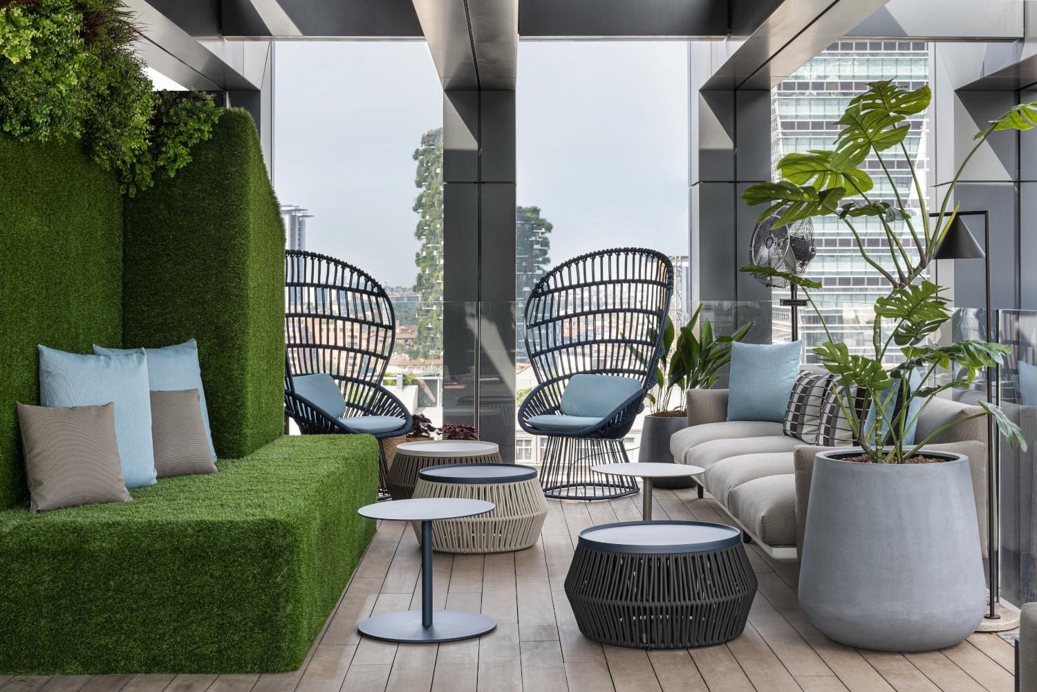 Hyatt Centric Milan Centrale Exterior photo