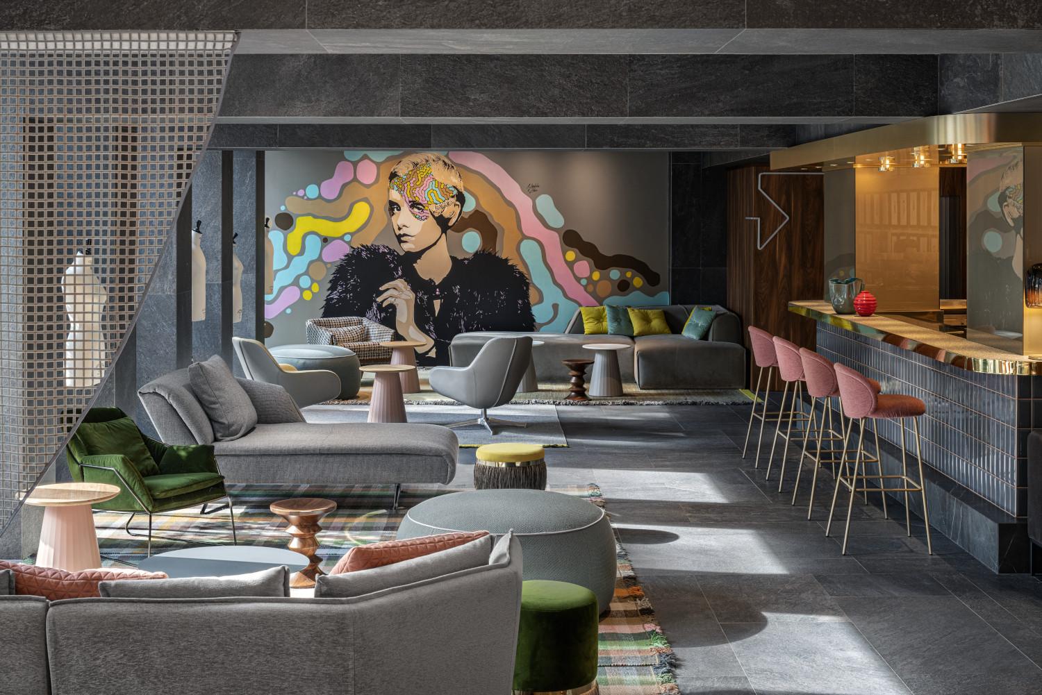 Hyatt Centric Milan Centrale Exterior photo
