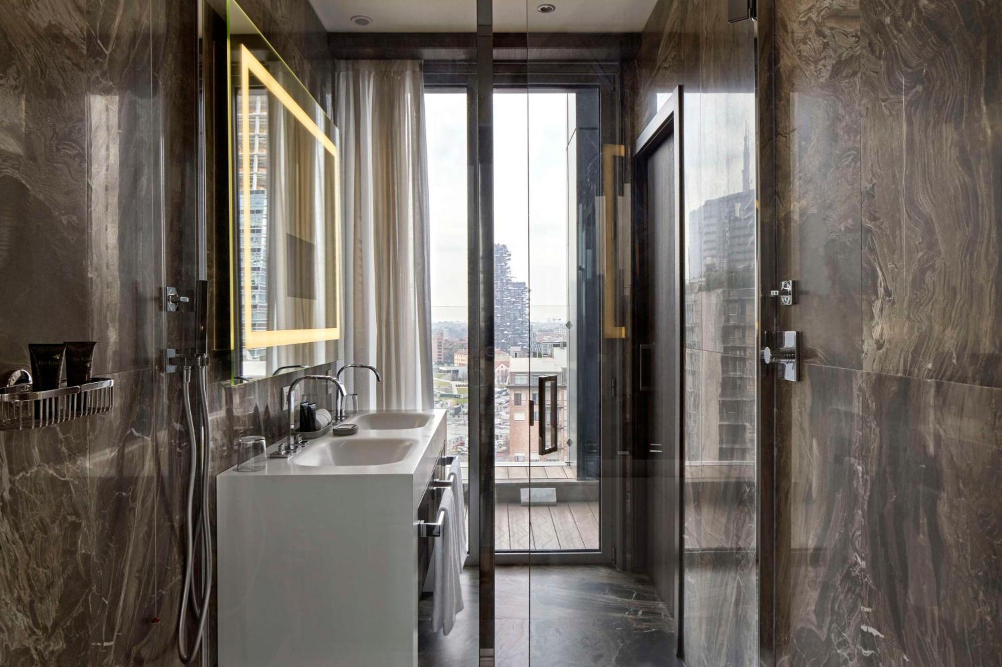 Hyatt Centric Milan Centrale Exterior photo