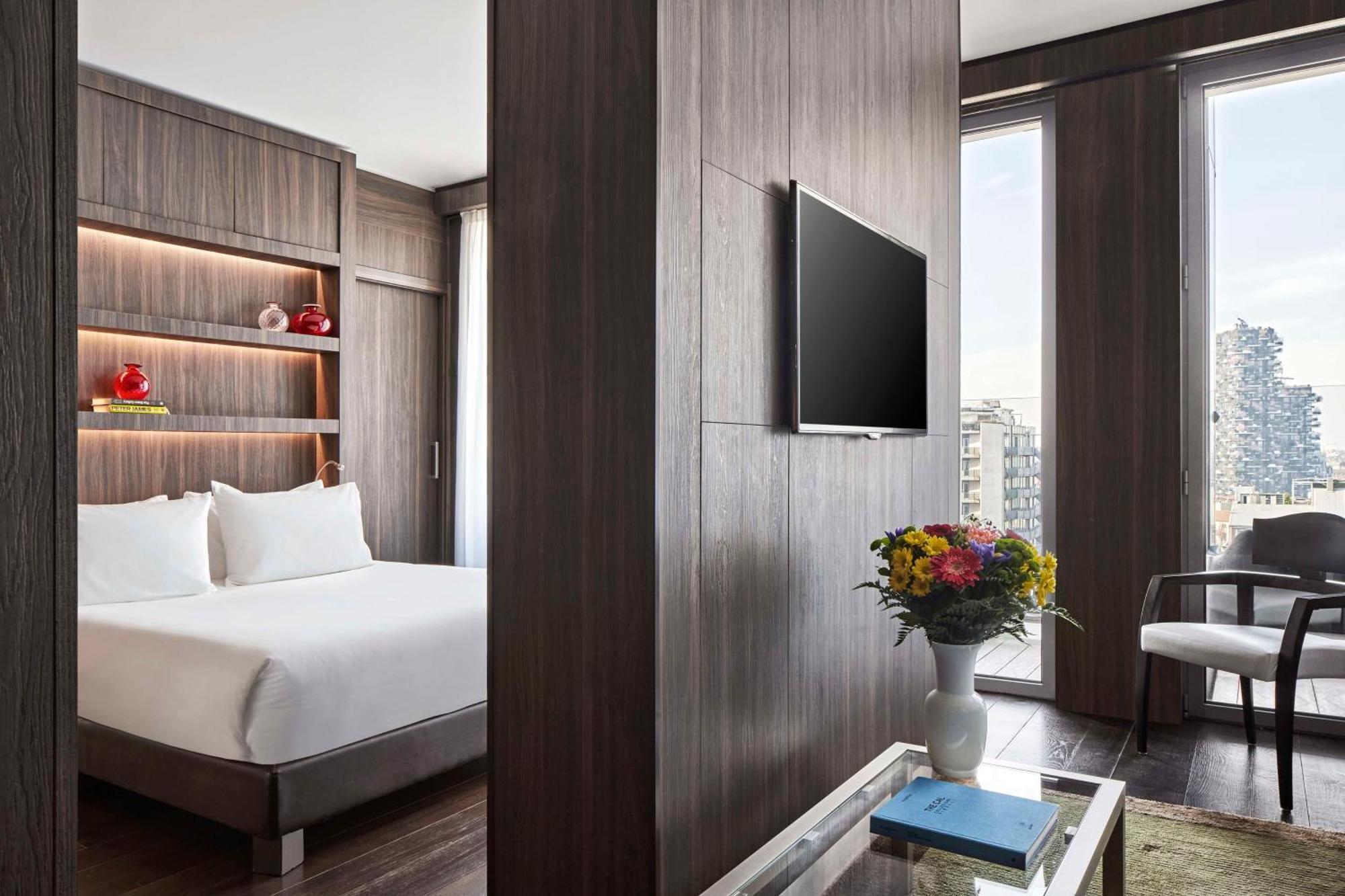 Hyatt Centric Milan Centrale Exterior photo